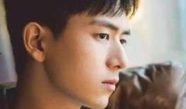 李现的圈外女友爆料视频,揭秘明星背后的爱情故事